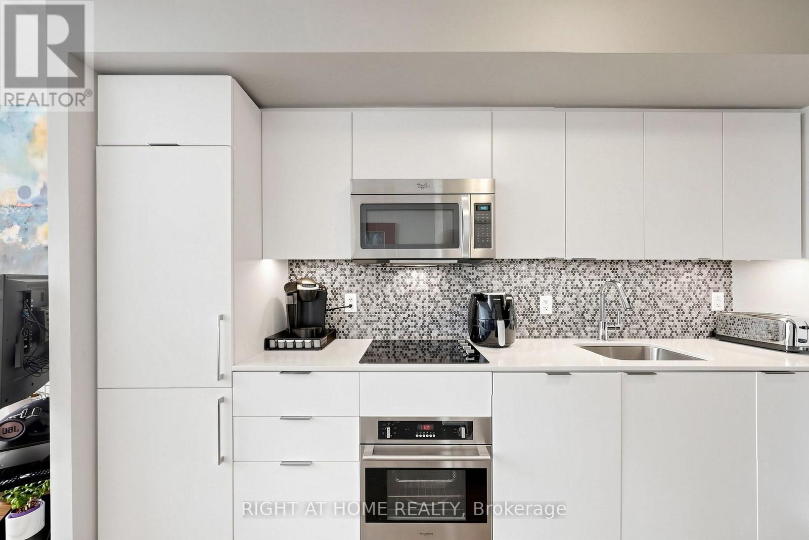 510 - 5 Hanna Avenue, Toronto, Ontario  M6K 0B3 - Photo 15 - C13757224