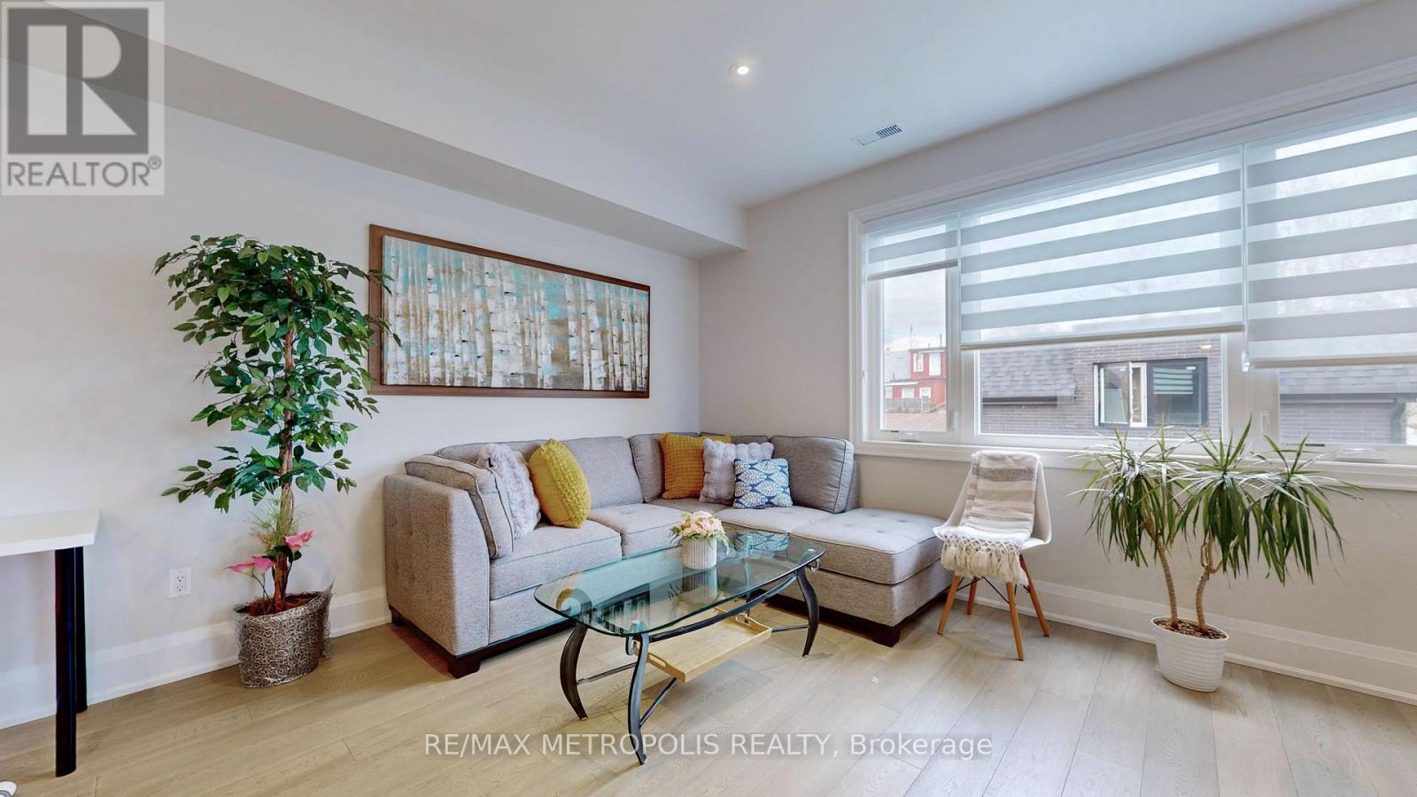 2&3 Floor - 165 Manning Avenue, Toronto, Ontario  M6J 2K6 - Photo 10 - C13757230