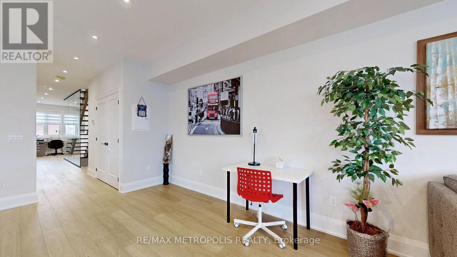 2&3 Floor - 165 Manning Avenue, Toronto, Ontario  M6J 2K6 - Photo 14 - C13757230