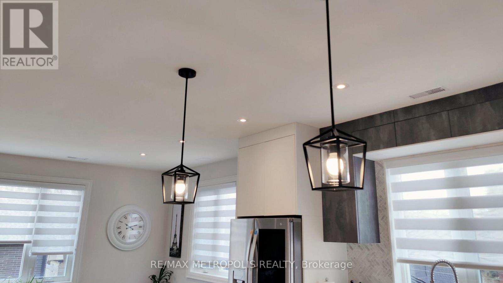 2&3 Floor - 165 Manning Avenue, Toronto, Ontario  M6J 2K6 - Photo 21 - C13757230