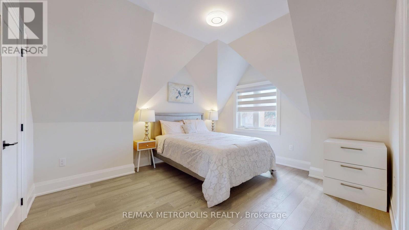 2&3 Floor - 165 Manning Avenue, Toronto, Ontario  M6J 2K6 - Photo 24 - C13757230