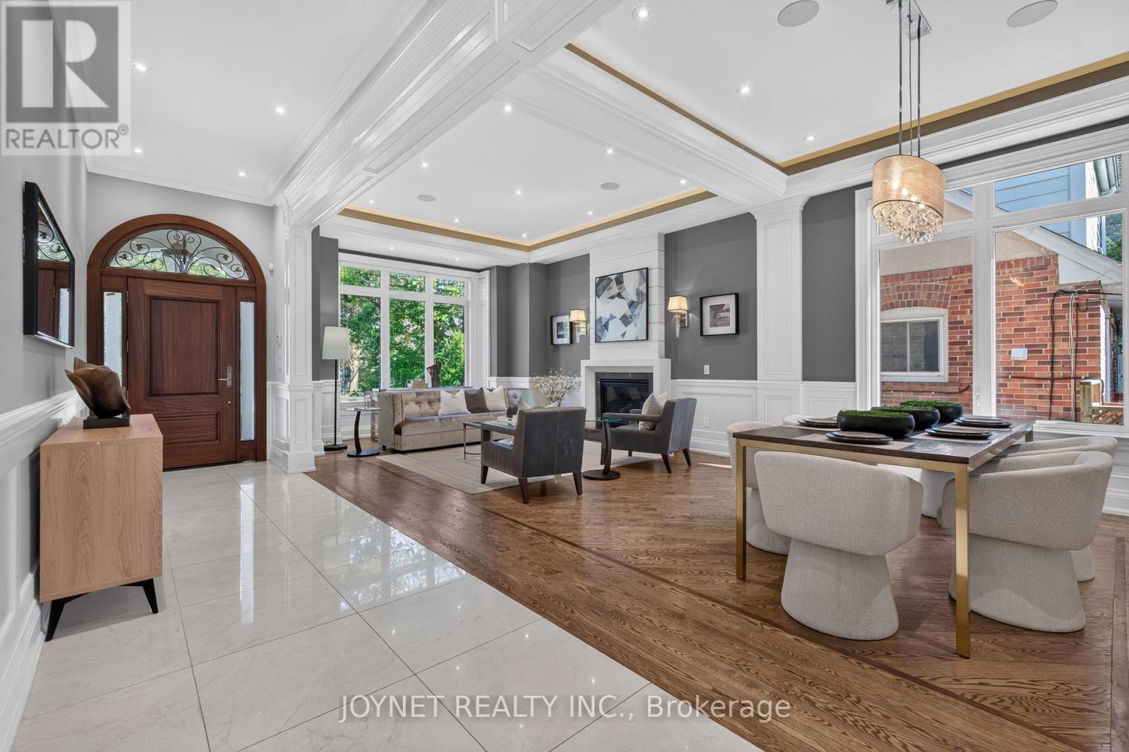 119 Patricia Avenue, Toronto, Ontario  M2M 1J3 - Photo 4 - C13757274