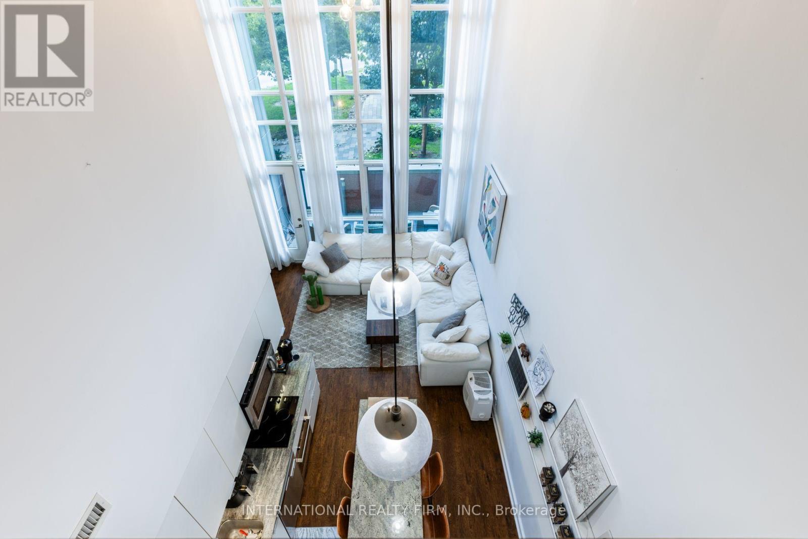 110 - 5 Hanna Avenue, Toronto, Ontario  M6K 0B3 - Photo 2 - C13757282