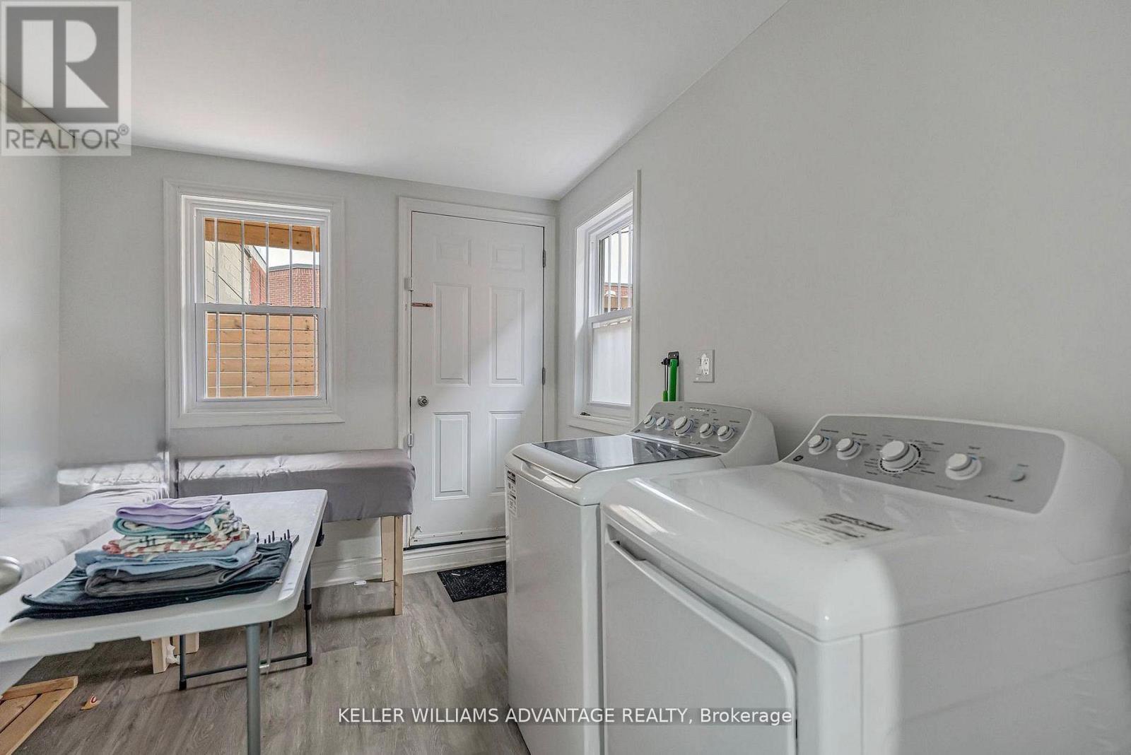 471 Danforth Avenue, Toronto, Ontario  M4K 1P1 - Photo 21 - E13757148