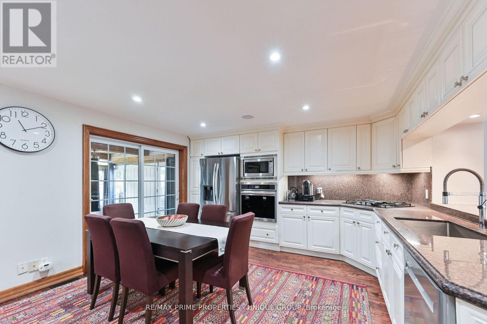 16 Eastwood Avenue, Toronto, Ontario  M1N 3G9 - Photo 11 - E13757254