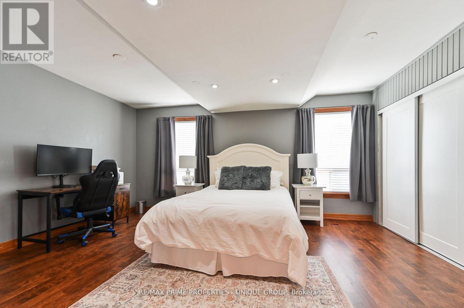 16 Eastwood Avenue, Toronto, Ontario  M1N 3G9 - Photo 22 - E13757254