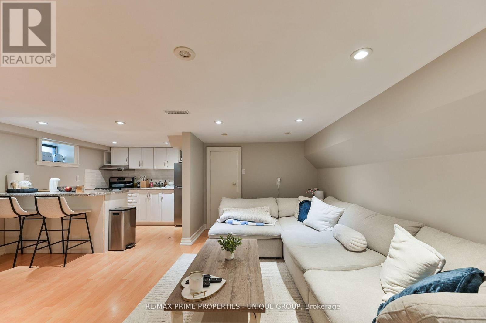 16 Eastwood Avenue, Toronto, Ontario  M1N 3G9 - Photo 31 - E13757254