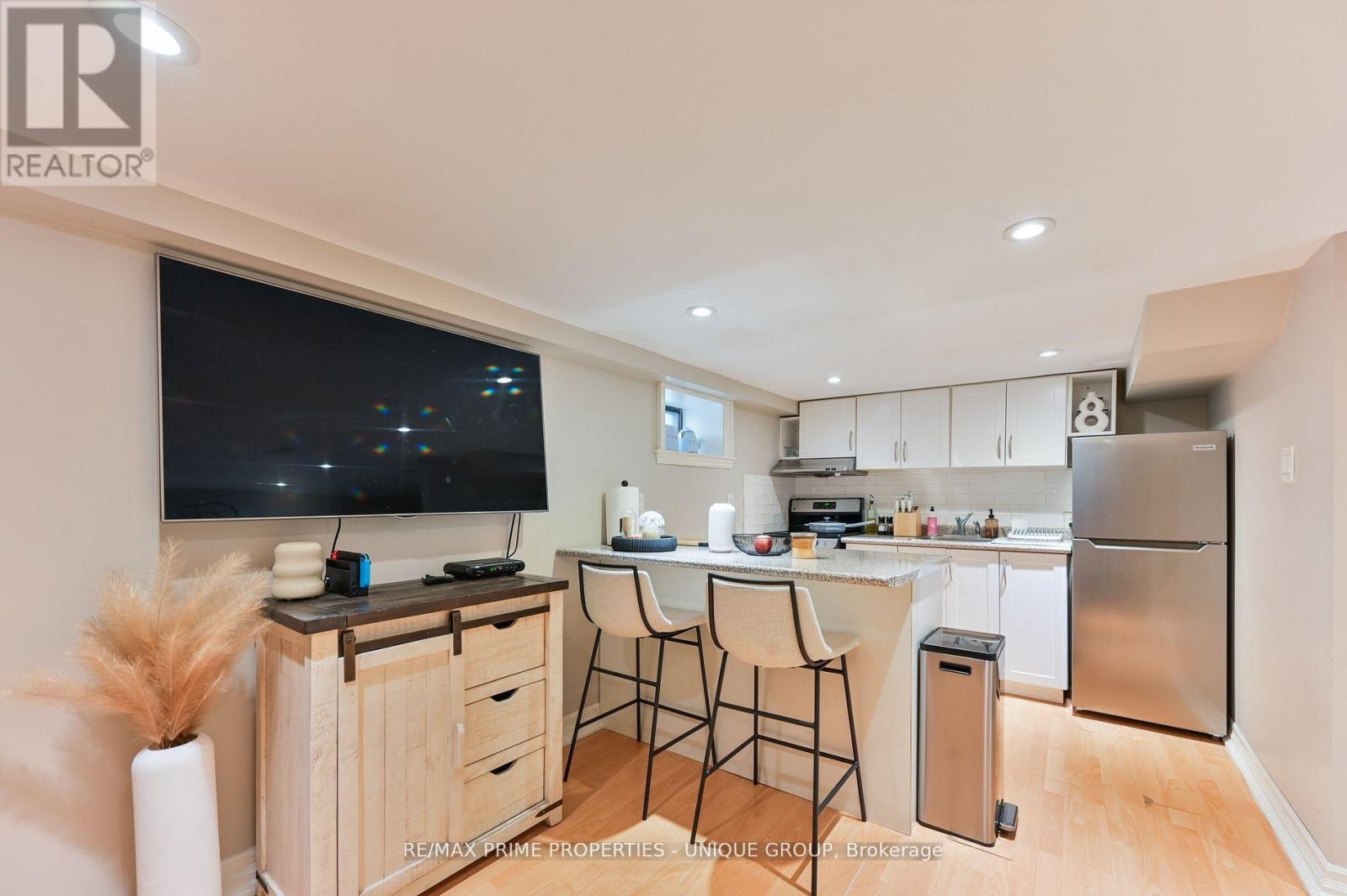 16 Eastwood Avenue, Toronto, Ontario  M1N 3G9 - Photo 33 - E13757254