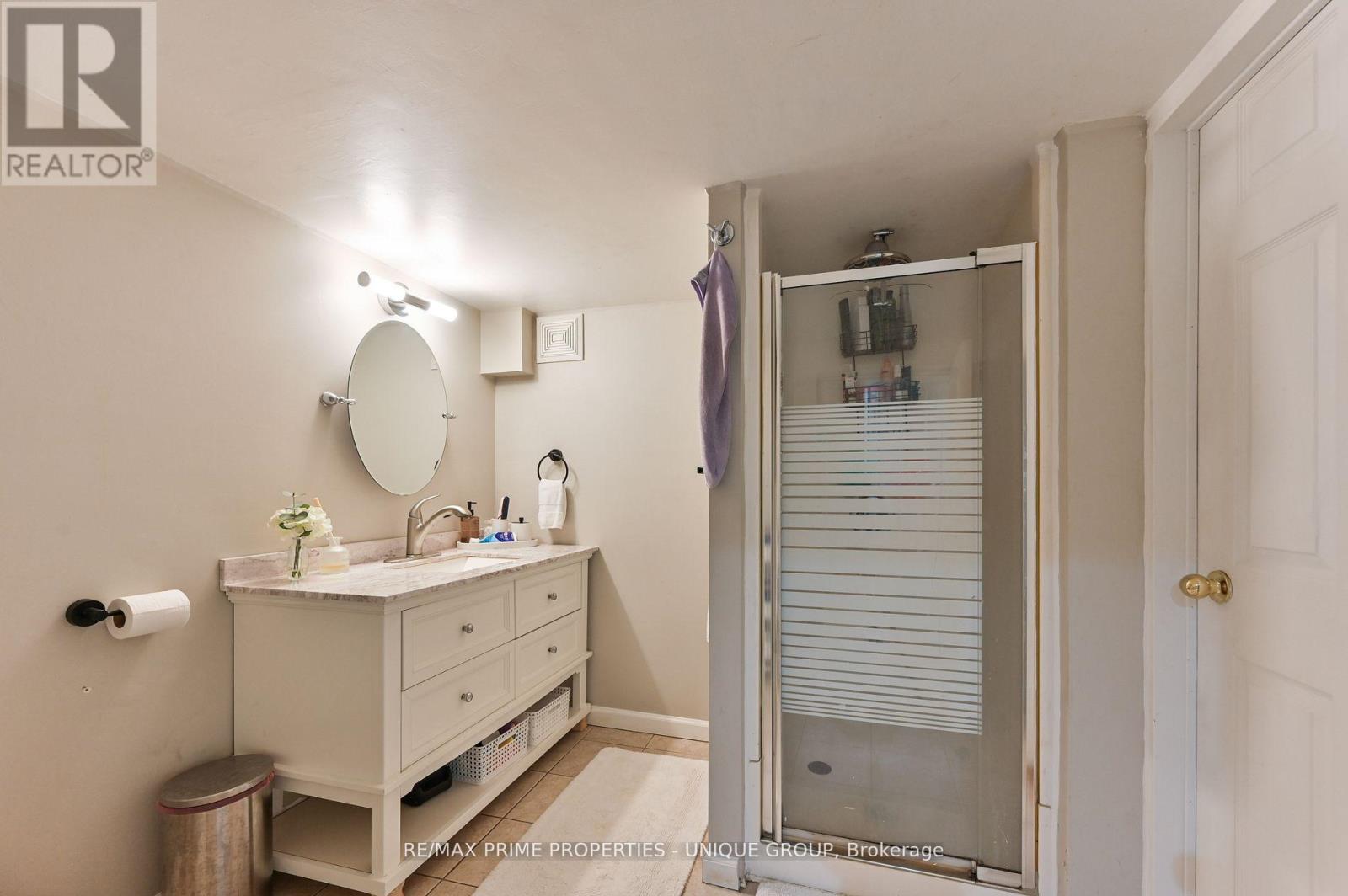 16 Eastwood Avenue, Toronto, Ontario  M1N 3G9 - Photo 34 - E13757254