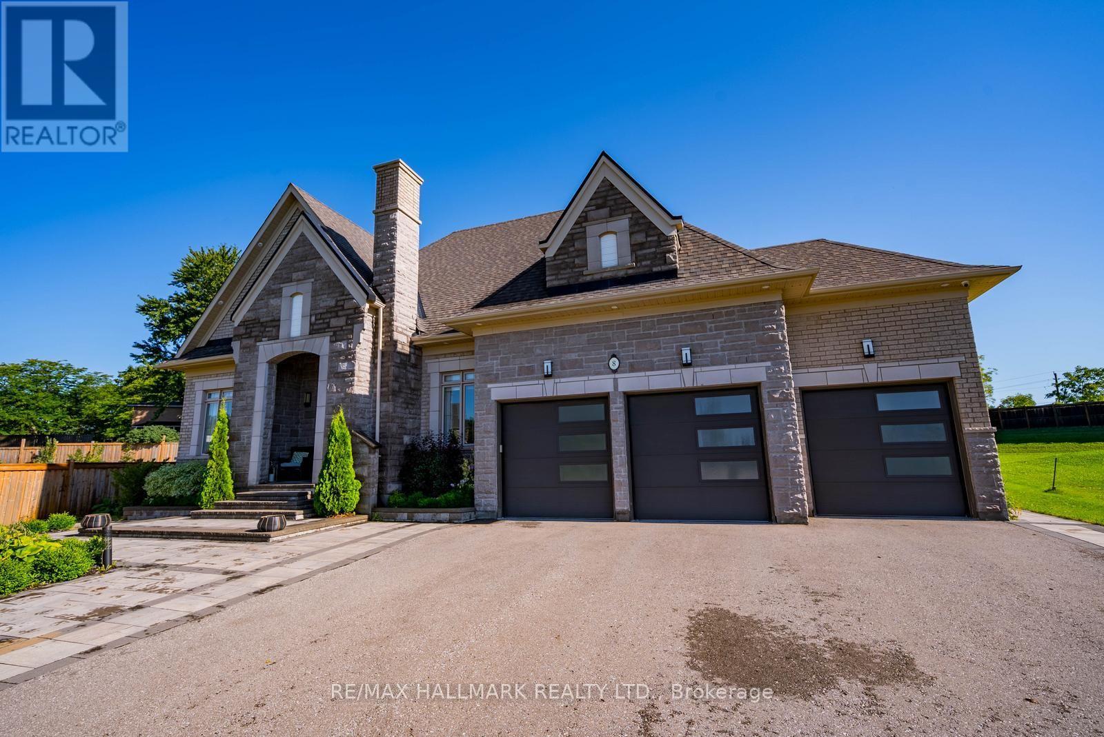 8 Kingstree Court, Whitchurch-Stouffville, Ontario  L4A 0G9 - Photo 4 - N13757200