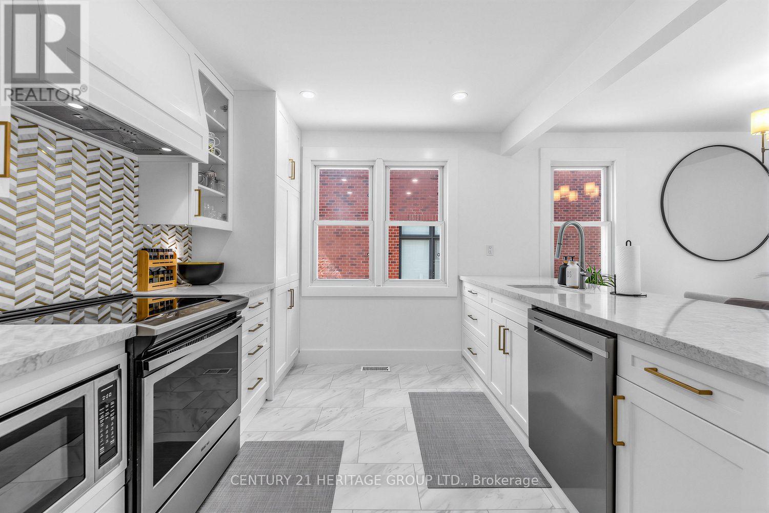 92 Kennedy Street E, Aurora, Ontario  L4G 1C4 - Photo 12 - N13757214