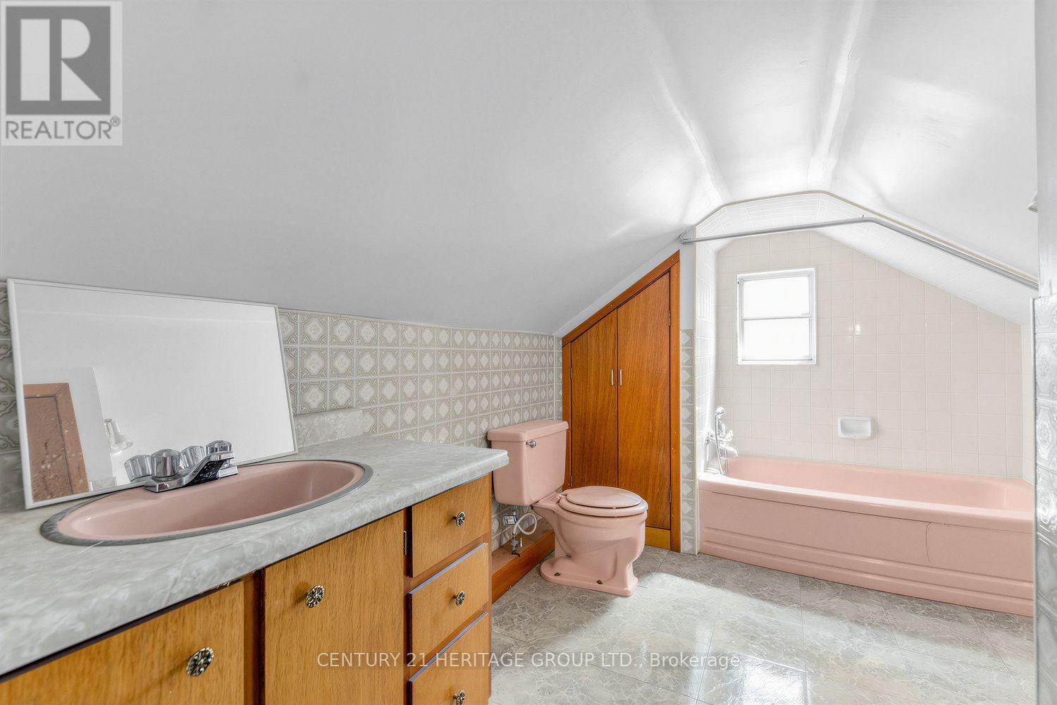 92 Kennedy Street E, Aurora, Ontario  L4G 1C4 - Photo 30 - N13757214
