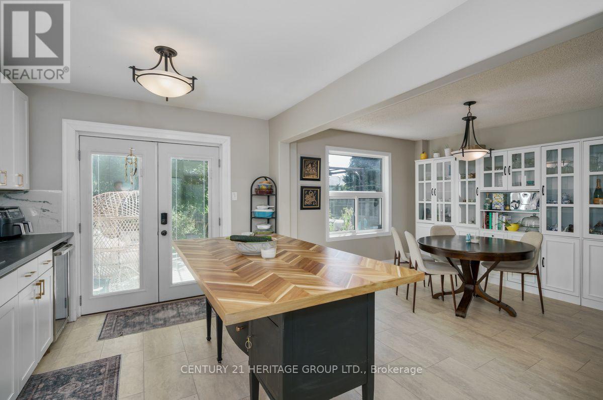 1919 Applewood Avenue, Innisfil, Ontario  L9S 1W2 - Photo 7 - N13757272