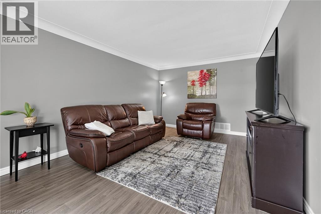 93 Nugent Drive, Hamilton, Ontario  L8H 2N1 - Photo 10 - 40861403