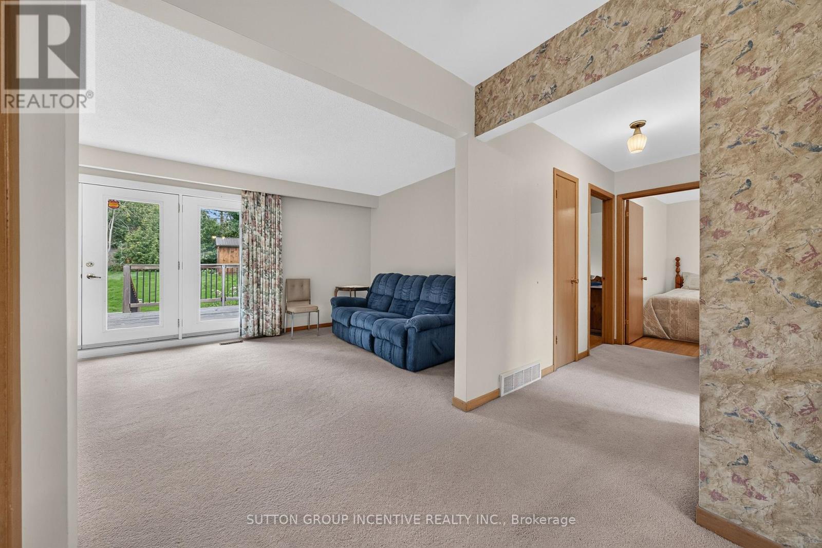 80 Shirley Avenue, Barrie, Ontario  L4N 1N2 - Photo 8 - S13757210