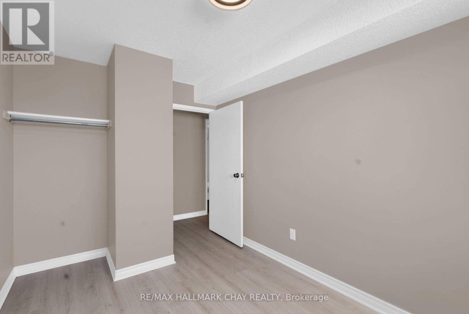 414 - 126 Bell Farm Road, Barrie, Ontario  L4M 6J3 - Photo 10 - S13757256