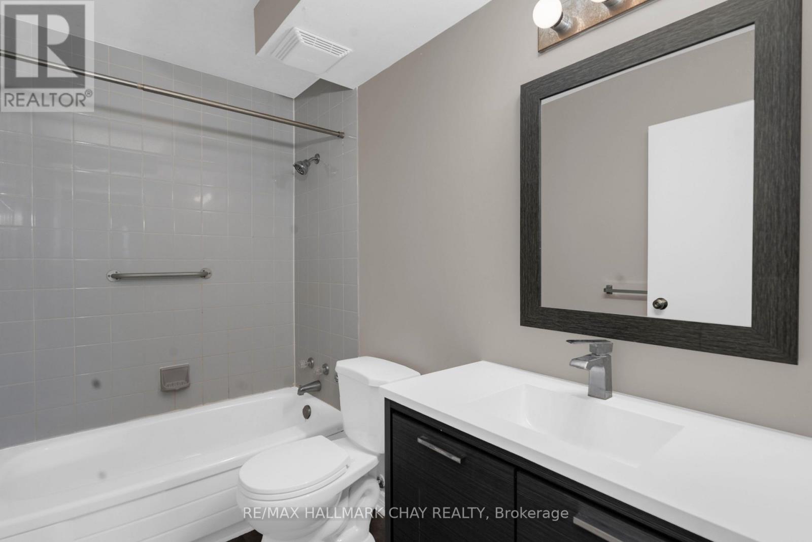 414 - 126 Bell Farm Road, Barrie, Ontario  L4M 6J3 - Photo 14 - S13757256