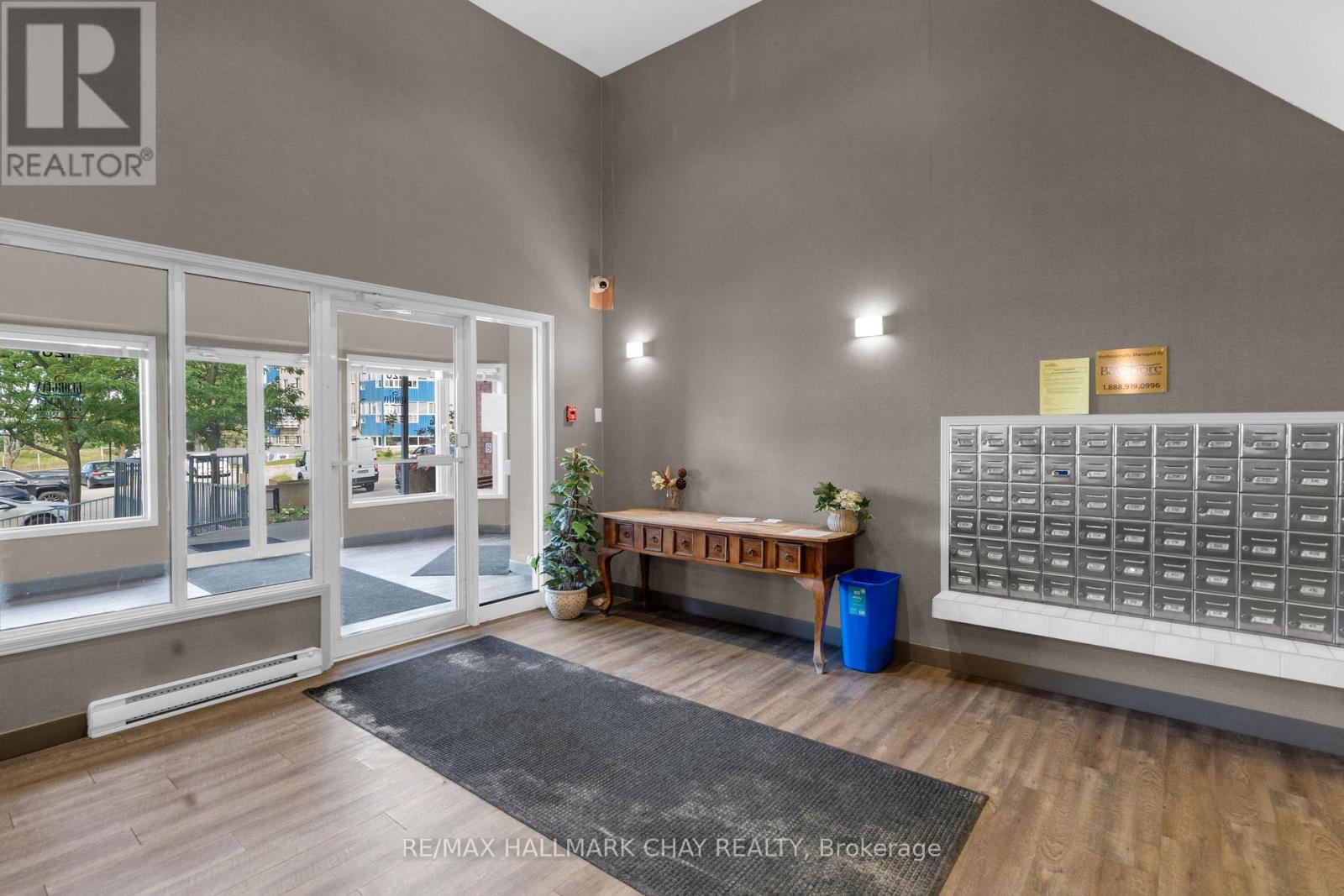 414 - 126 Bell Farm Road, Barrie, Ontario  L4M 6J3 - Photo 2 - S13757256