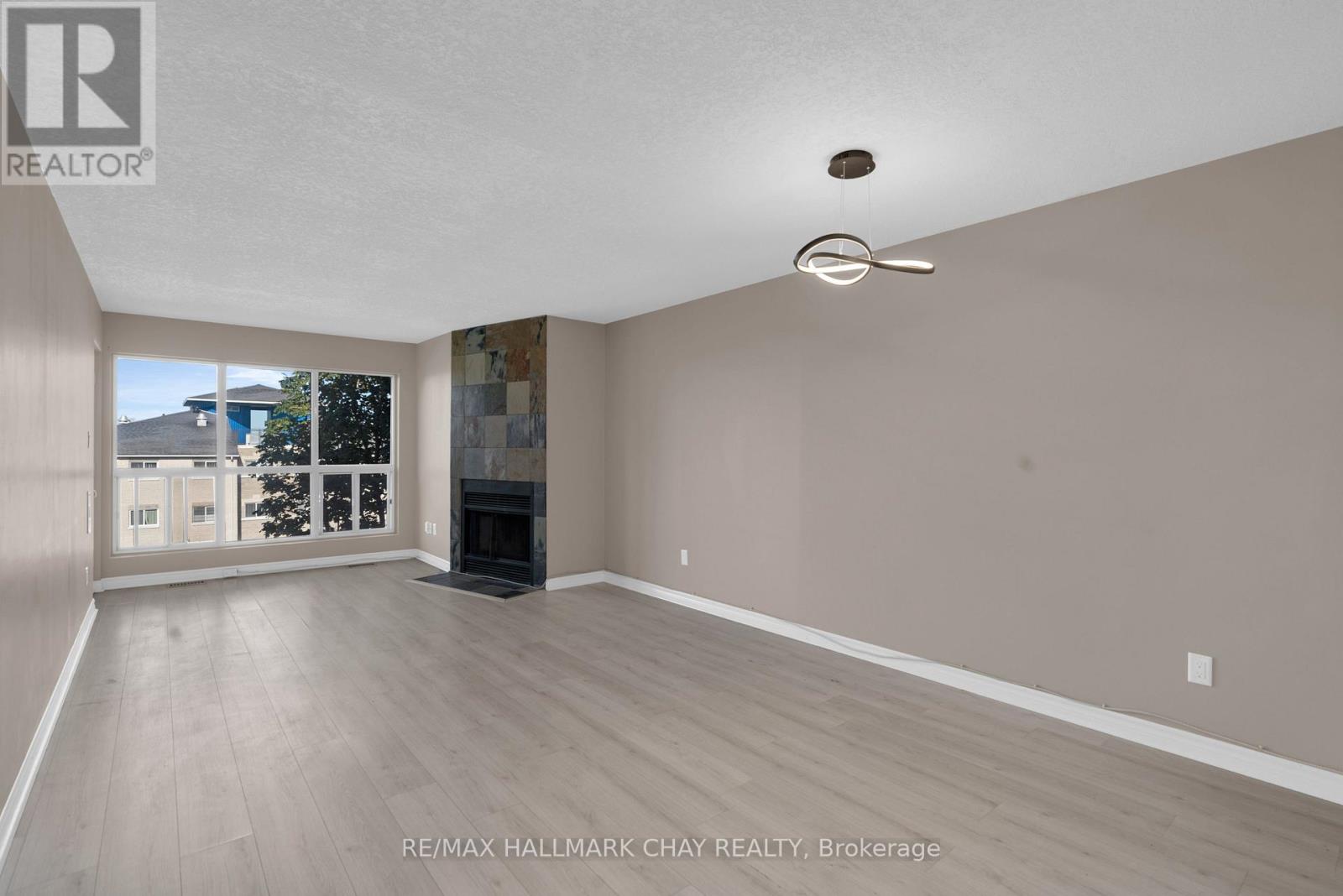 414 - 126 Bell Farm Road, Barrie, Ontario  L4M 6J3 - Photo 6 - S13757256