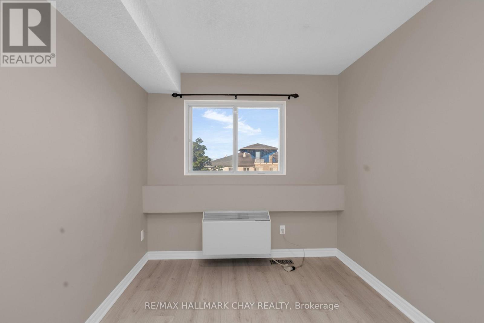 414 - 126 Bell Farm Road, Barrie, Ontario  L4M 6J3 - Photo 9 - S13757256
