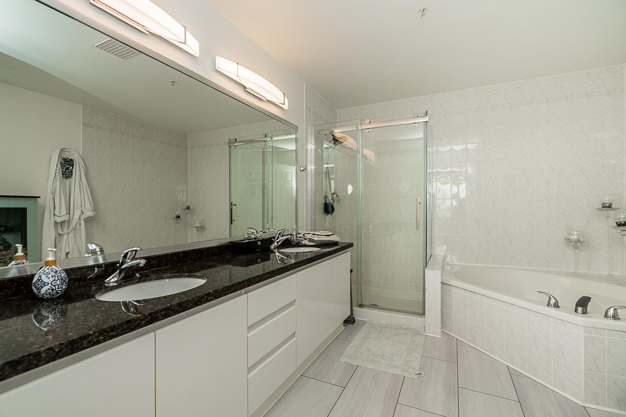 2304 10082 148 Street, Surrey, British Columbia  V3R 0S3 - Photo 17 - R3162700