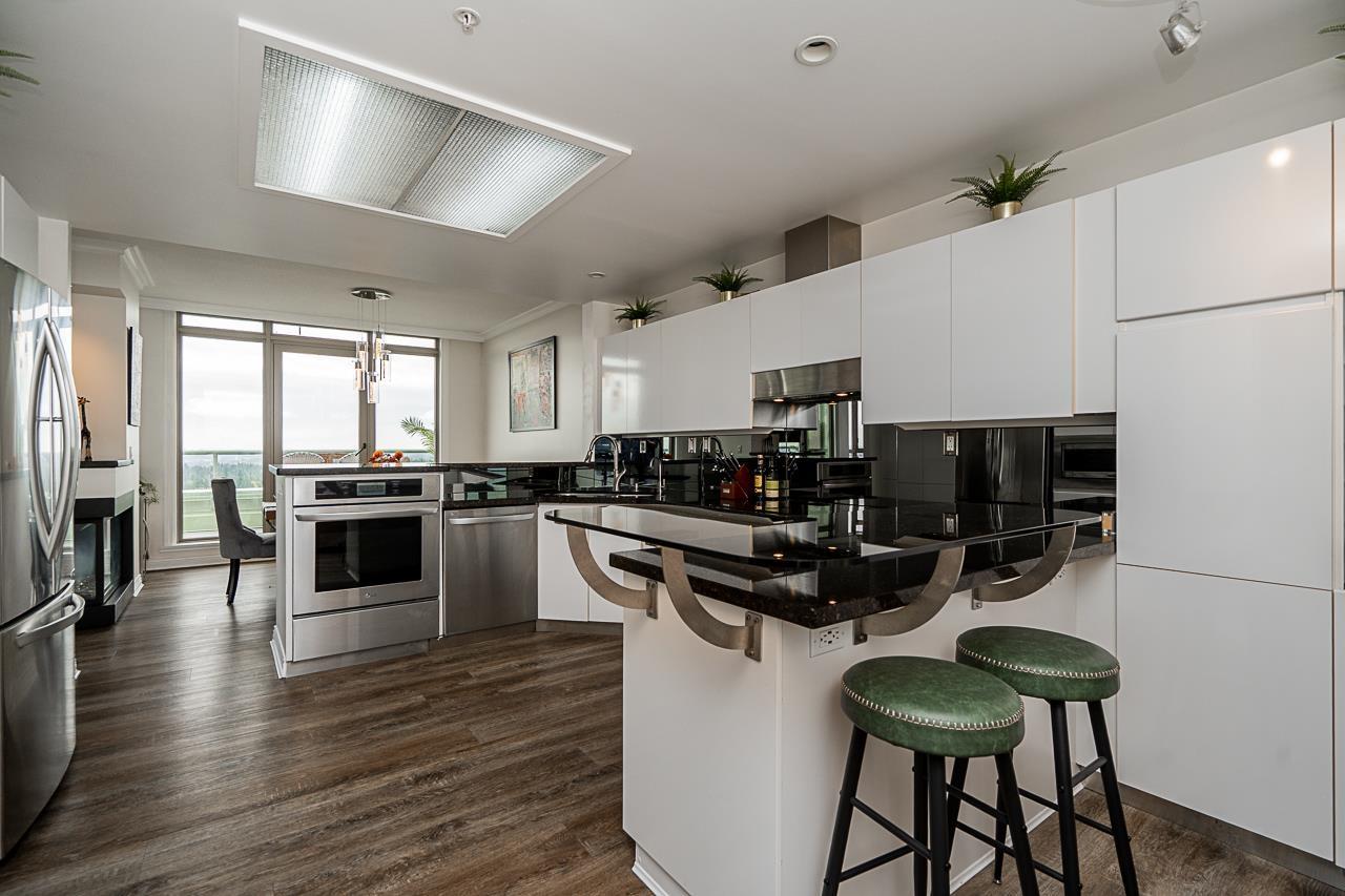 2304 10082 148 Street, Surrey, British Columbia  V3R 0S3 - Photo 4 - R3162700