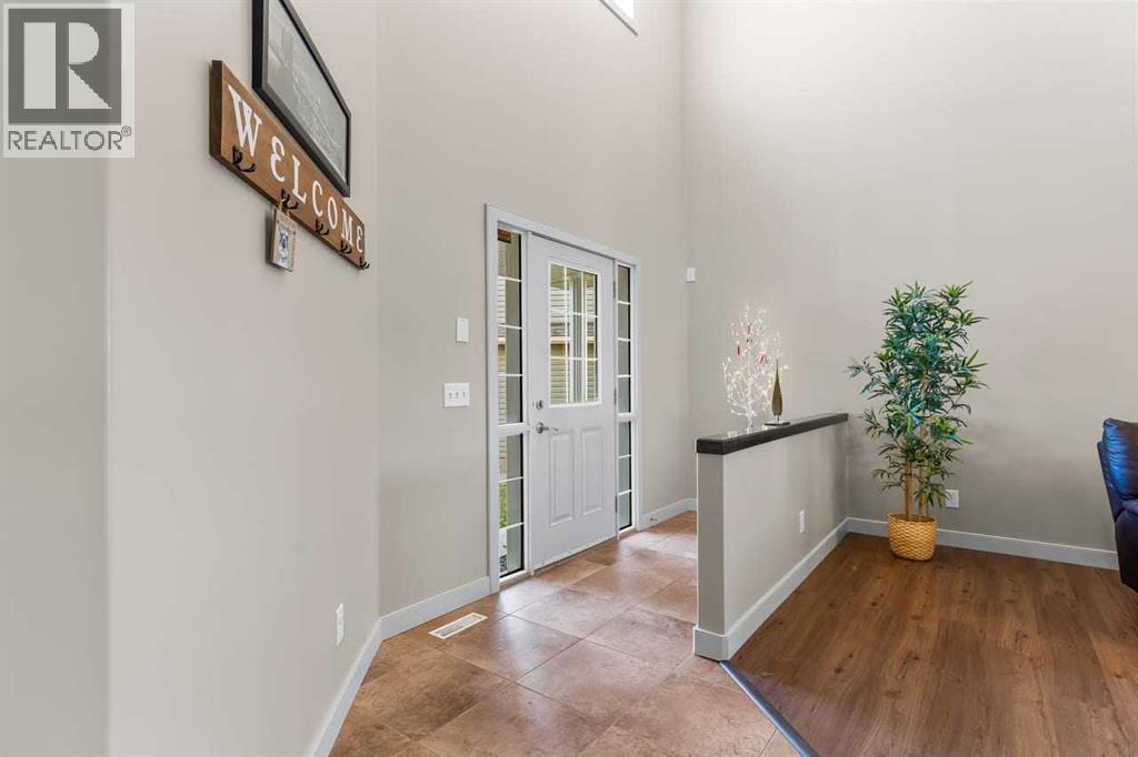 38 Everhollow Green SW, Calgary, Alberta  T2Y 0H4 - Photo 3 - A2318510