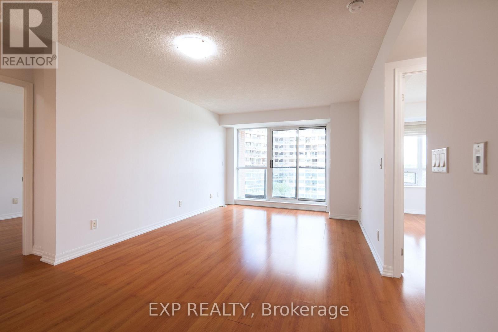 909 - 1403 Royal York Road, Toronto, Ontario M9P 0A1 - Photo 7 - W13757162
