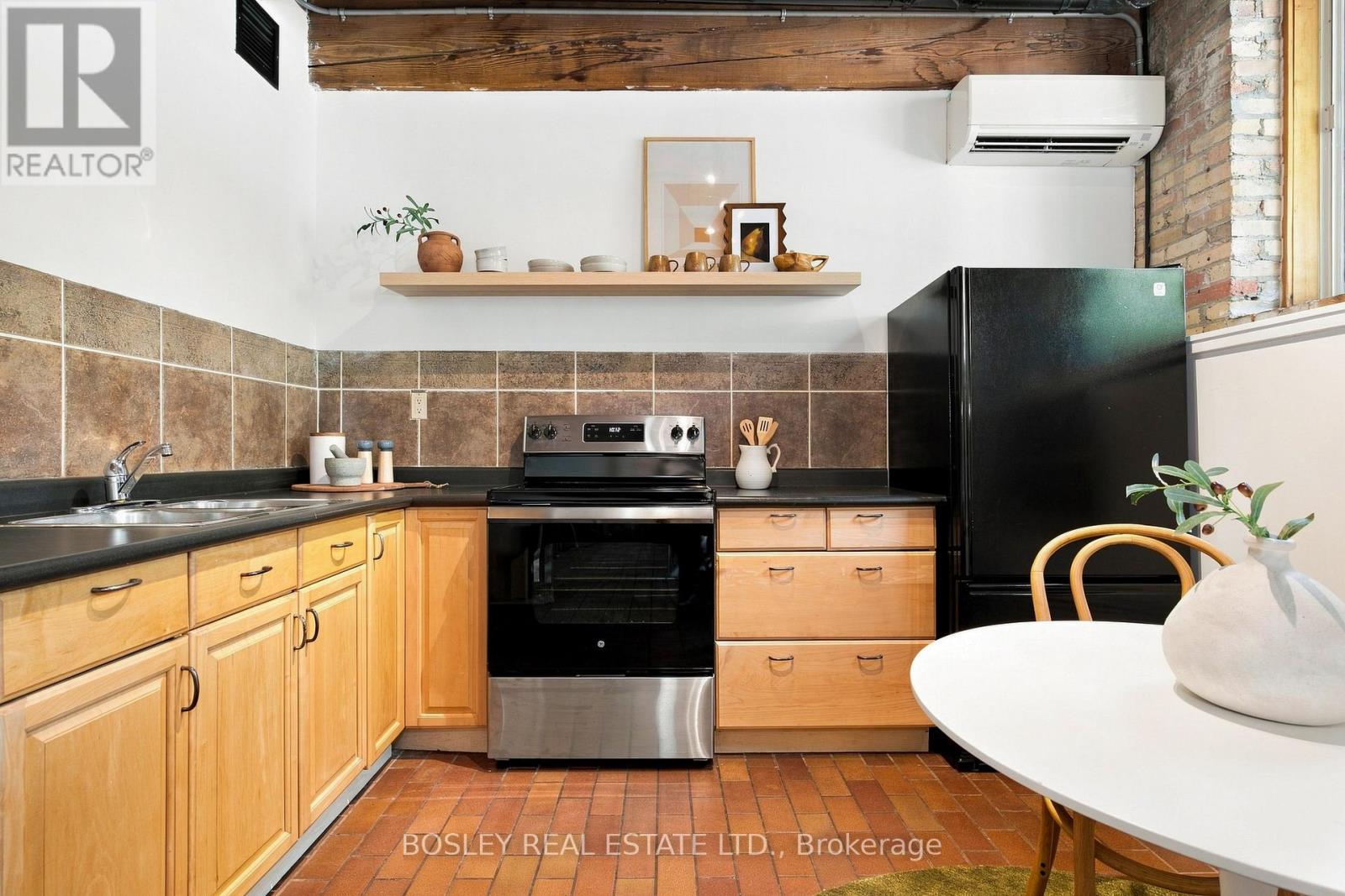 G09 - 24 Noble Street, Toronto, Ontario  M6K 2C8 - Photo 17 - W13757174