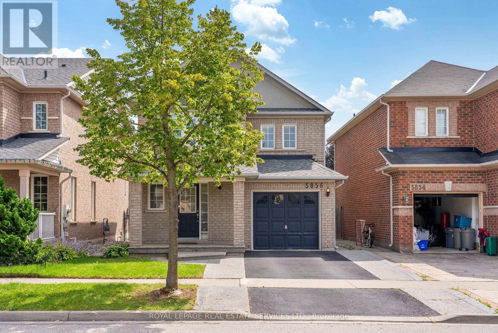 5856 Blue Spruce Avenue, Burlington, Ontario  L7L 7N8 - Photo 2 - W13757178
