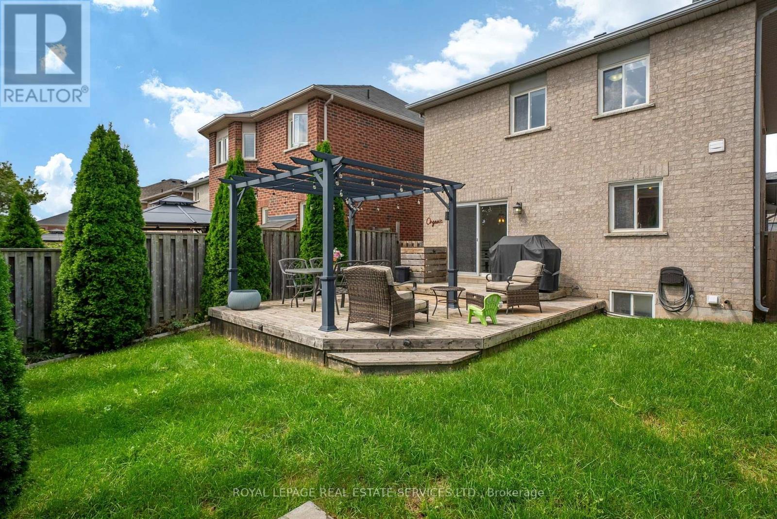 5856 Blue Spruce Avenue, Burlington, Ontario  L7L 7N8 - Photo 39 - W13757178