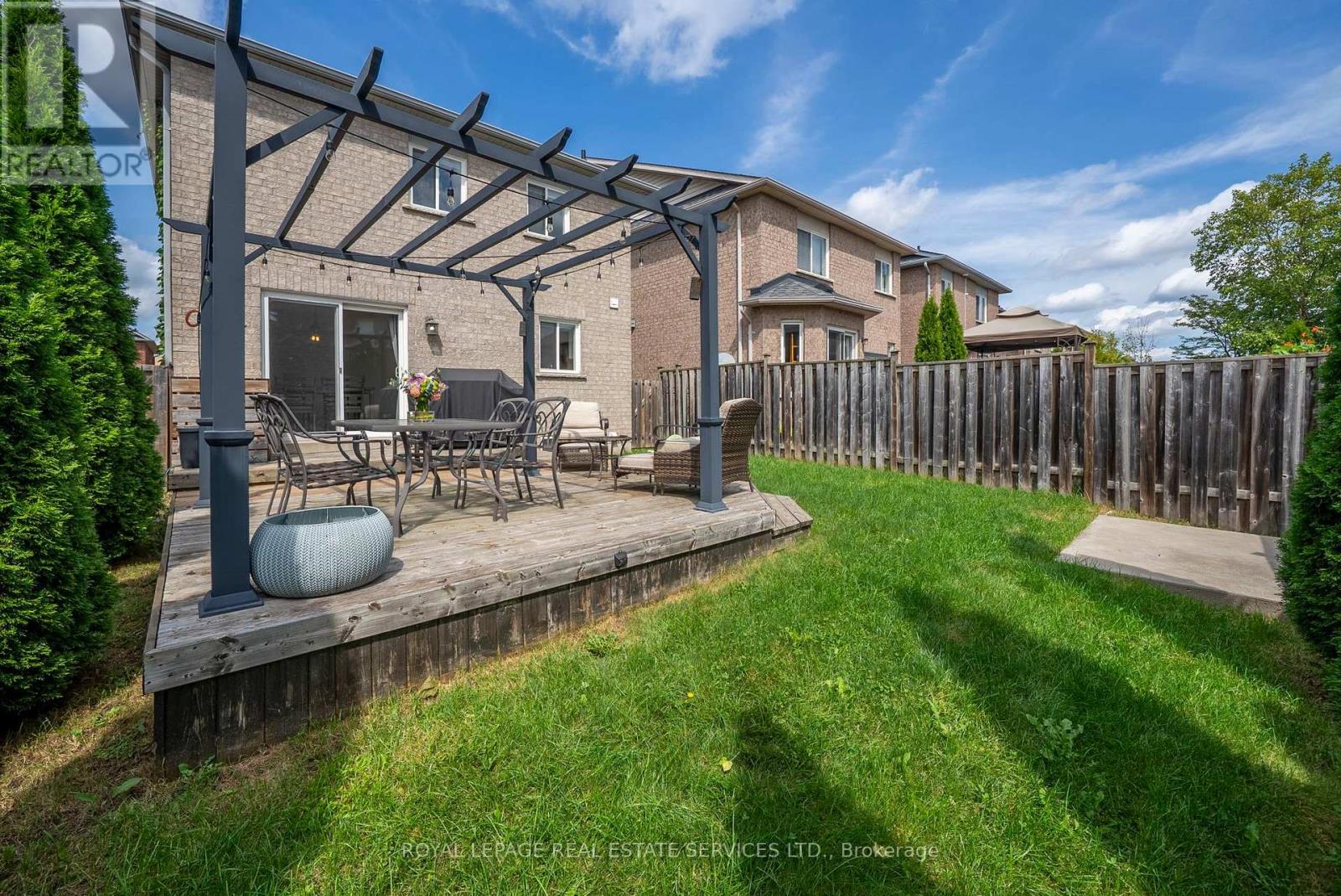 5856 Blue Spruce Avenue, Burlington, Ontario  L7L 7N8 - Photo 40 - W13757178