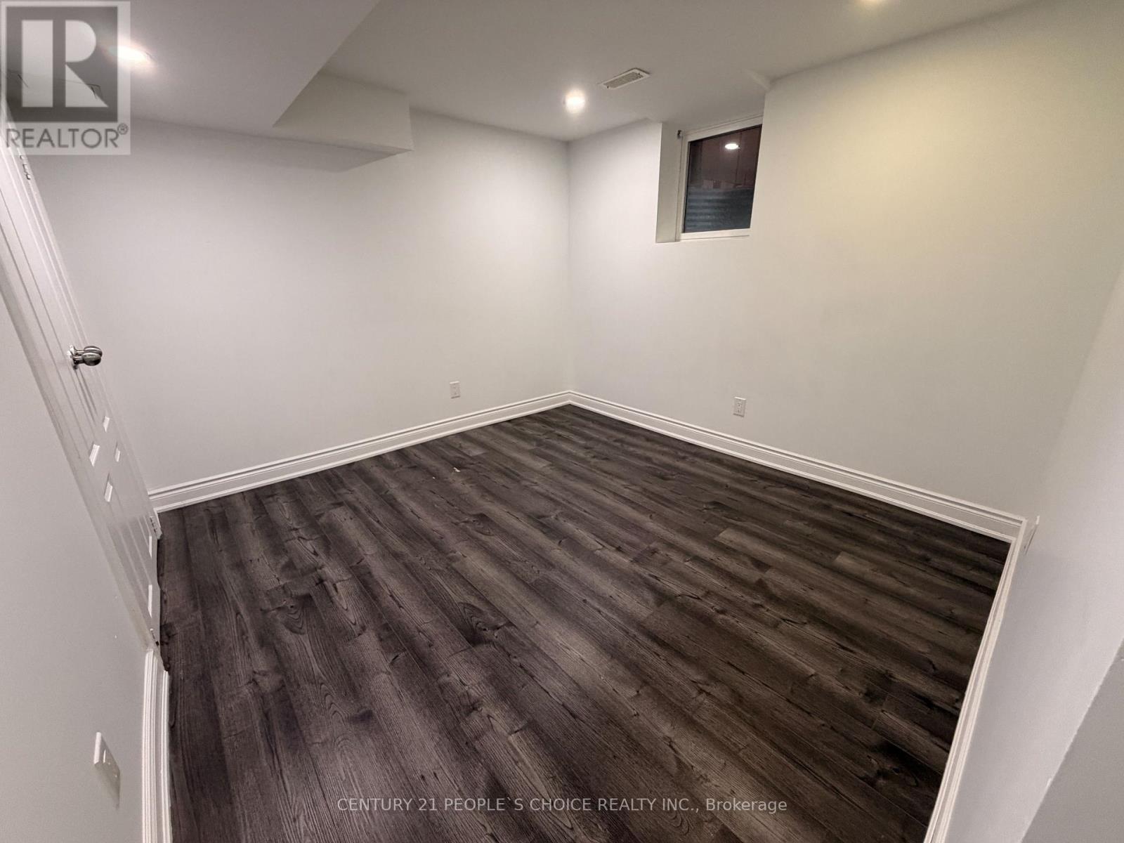 Unit 2, Basement - 36 Allangrove Drive, Brampton, Ontario L7A 2M3 - Photo 9 - W13757216