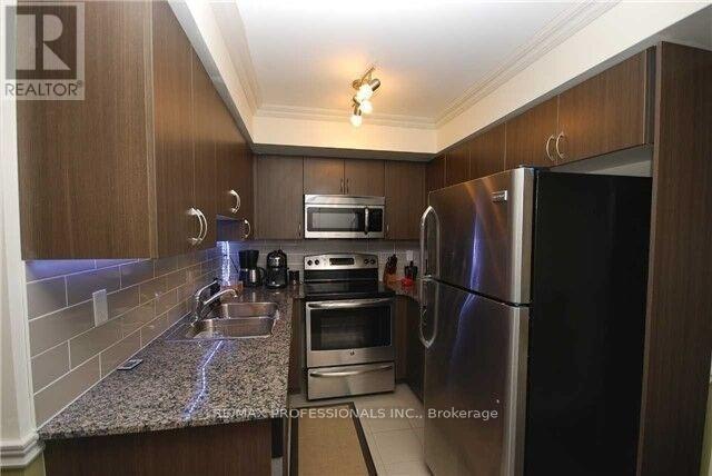 325 - 812 Lansdowne Avenue, Toronto, Ontario M6H 4K5 - Photo 2 - W13757240