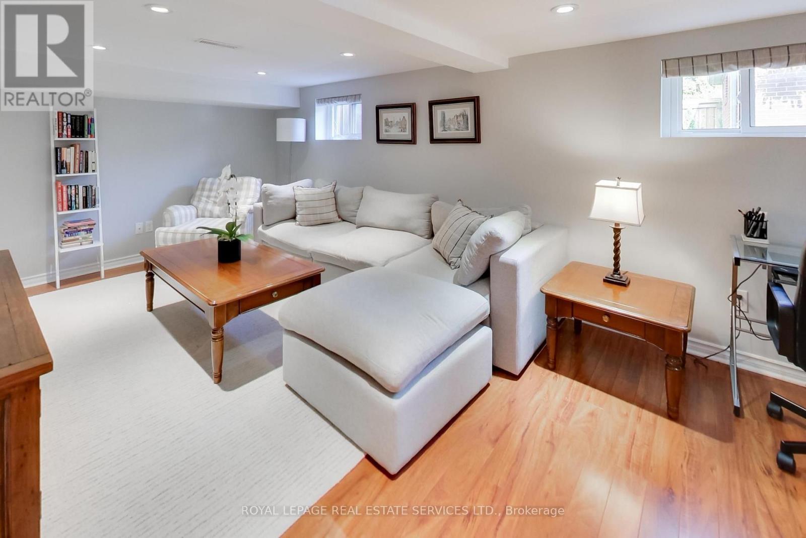 21 Parker Avenue, Toronto, Ontario  M8Z 4L6 - Photo 14 - W13757278