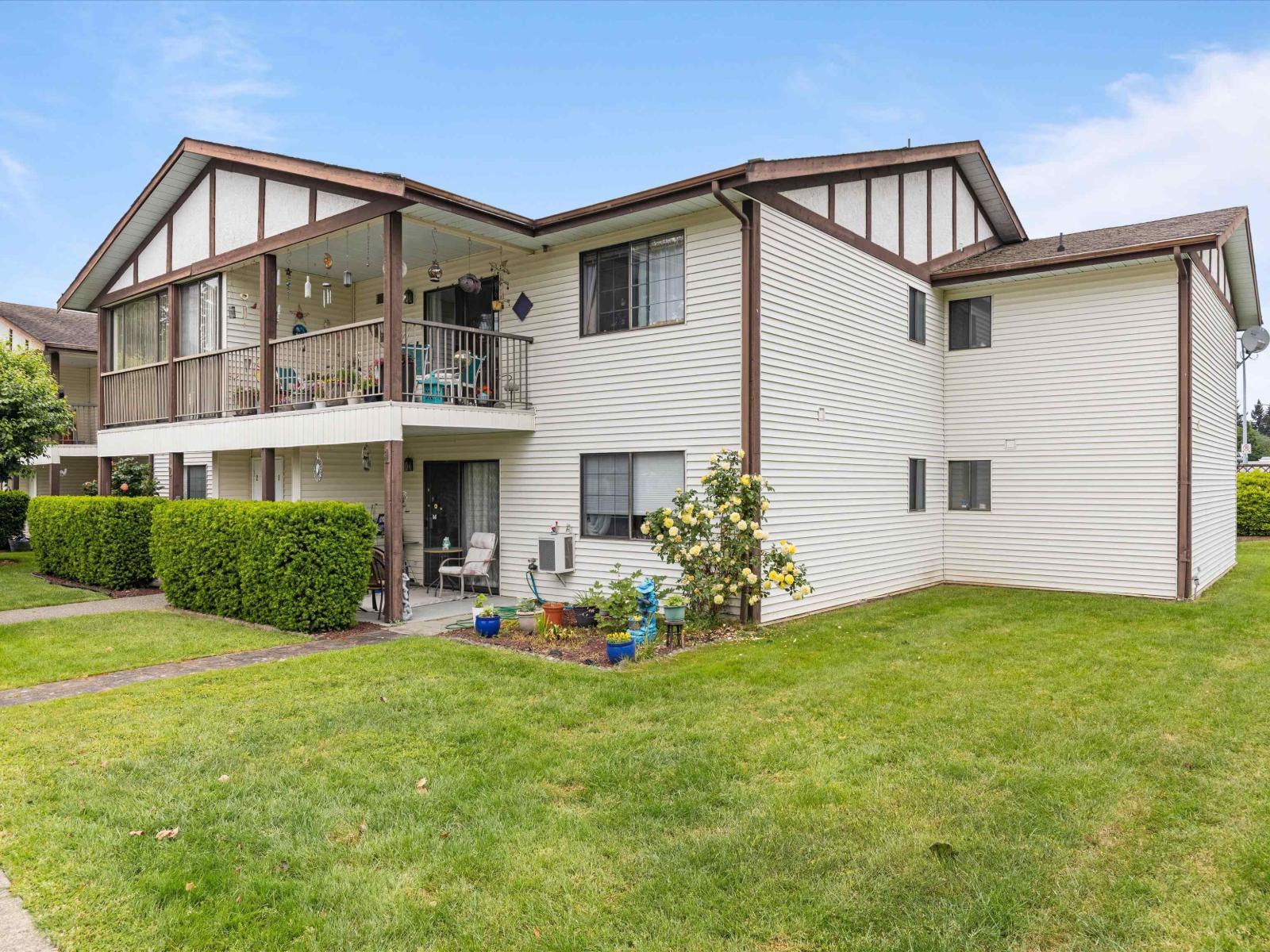 2 32718 Garibaldi Drive, Abbotsford, British Columbia  V2T 5T6 - Photo 1 - R3162660