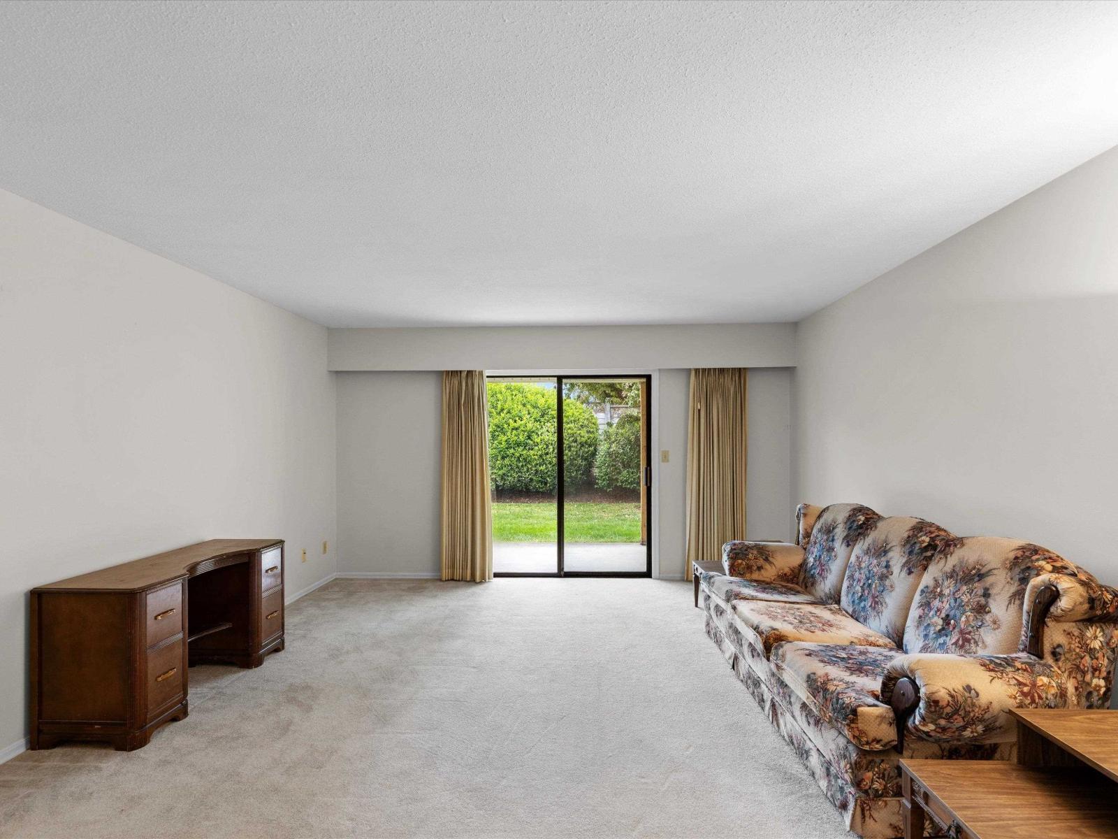 2 32718 Garibaldi Drive, Abbotsford, British Columbia  V2T 5T6 - Photo 4 - R3162660