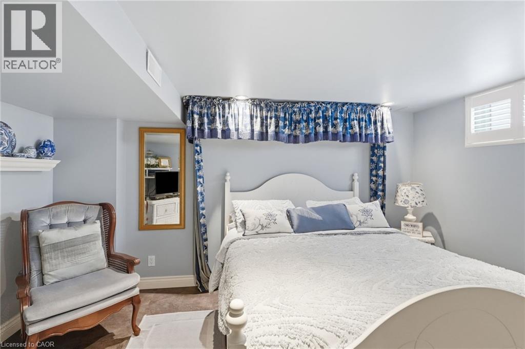 33 Centennial Parkway S, Hamilton, Ontario  L8G 2C1 - Photo 37 - 40847091