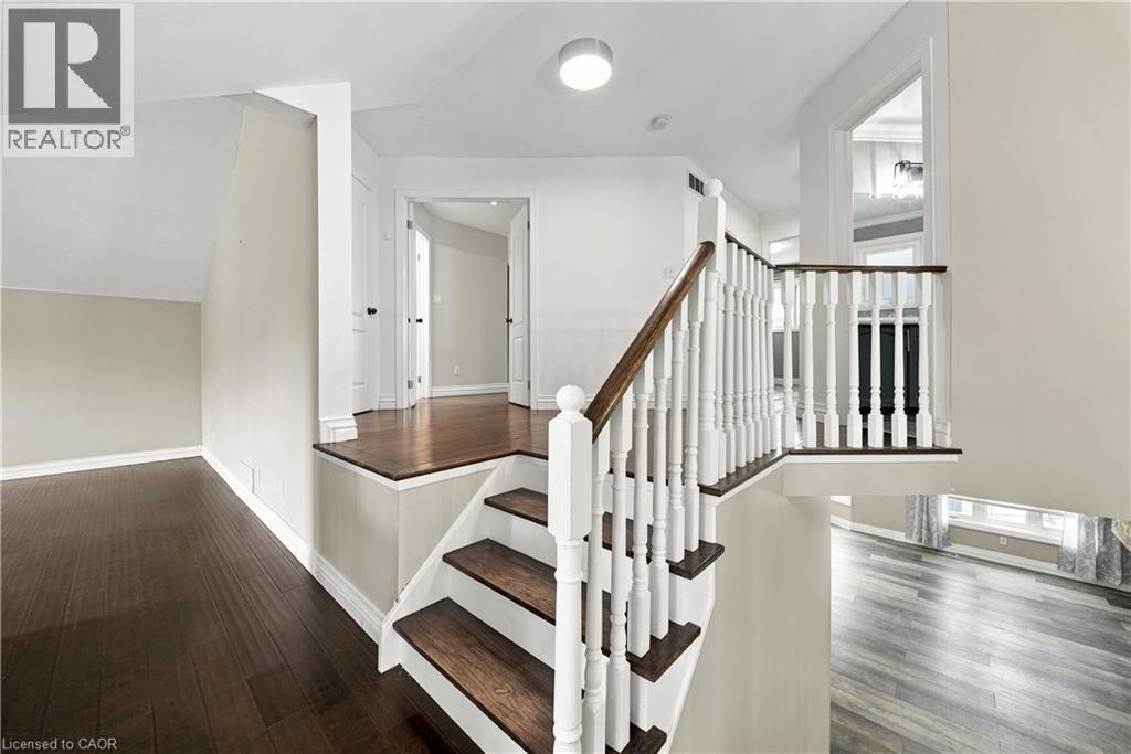 96 Laurendale Avenue, Waterdown, Ontario  L0R 2H3 - Photo 21 - 40861416