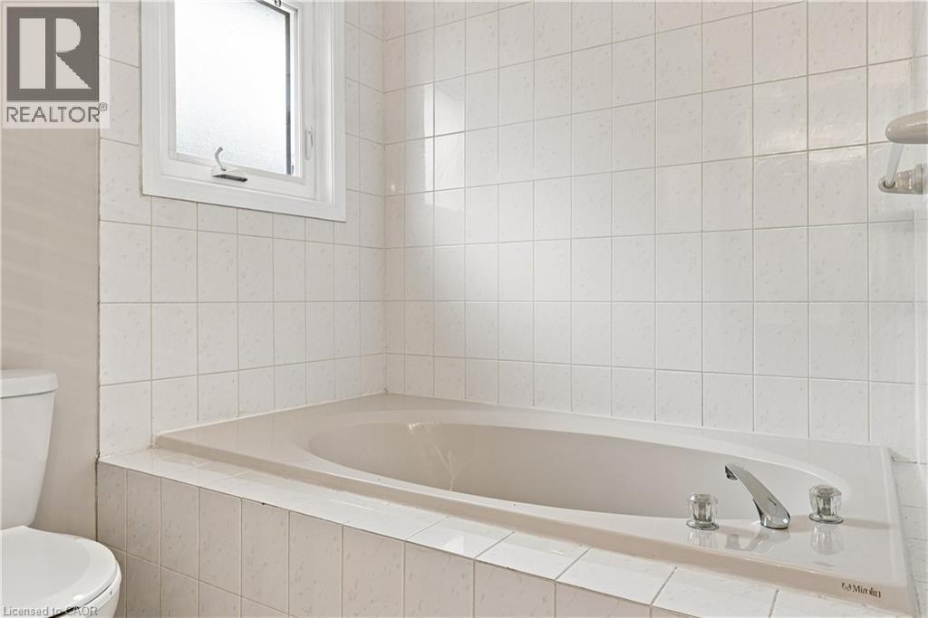96 Laurendale Avenue, Waterdown, Ontario  L0R 2H3 - Photo 34 - 40861416