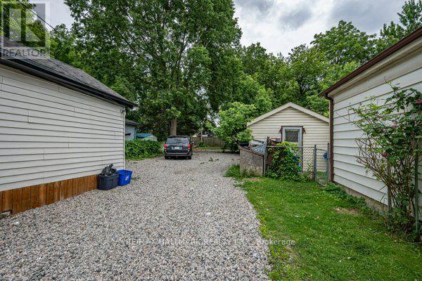 Main & Upper - 307 Grey Street, London East, Ontario  N6B 1G7 - Photo 20 - X13757168