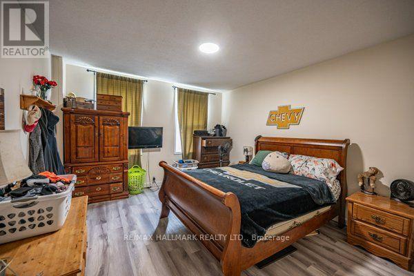 Main & Upper - 307 Grey Street, London East, Ontario  N6B 1G7 - Photo 7 - X13757168