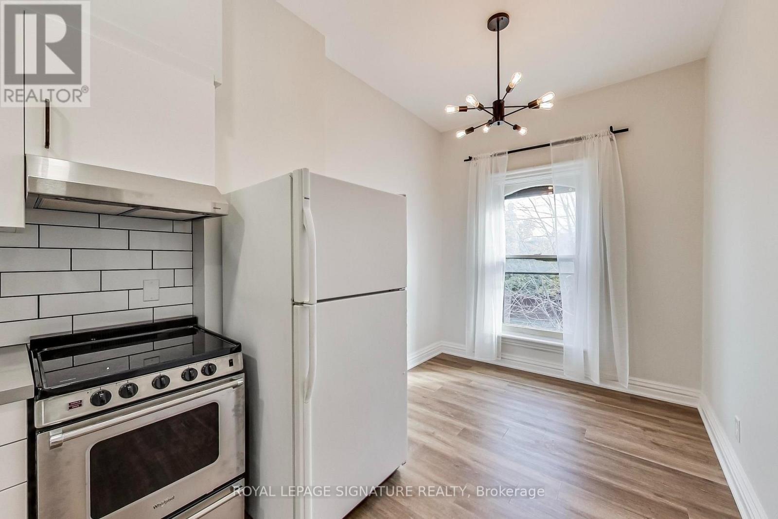 2 - 102 West Avenue S, Hamilton, Ontario  L8N 2S3 - Photo 11 - X13757188