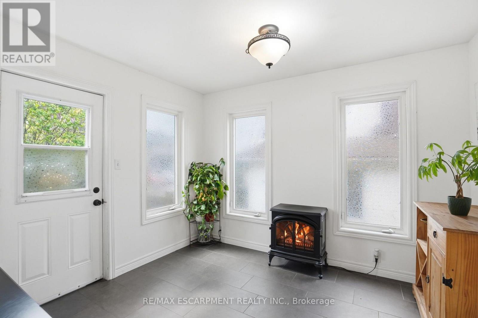 230 Beach Boulevard, Hamilton, Ontario  L8H 6W1 - Photo 9 - X13757222