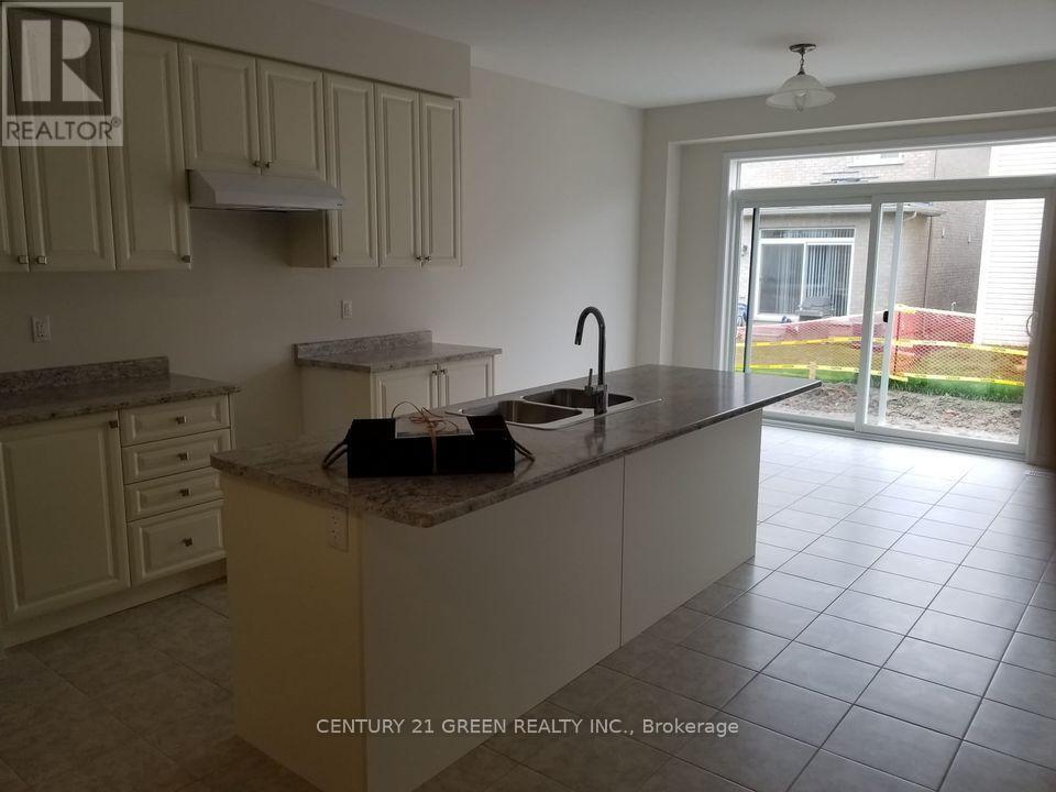 28 Sara Drive, Thorold, Ontario  L3B 0G4 - Photo 11 - X13757250