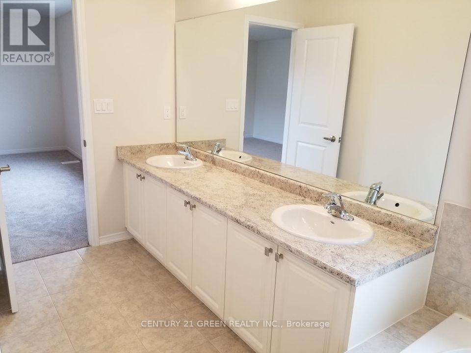 28 Sara Drive, Thorold, Ontario  L3B 0G4 - Photo 39 - X13757250
