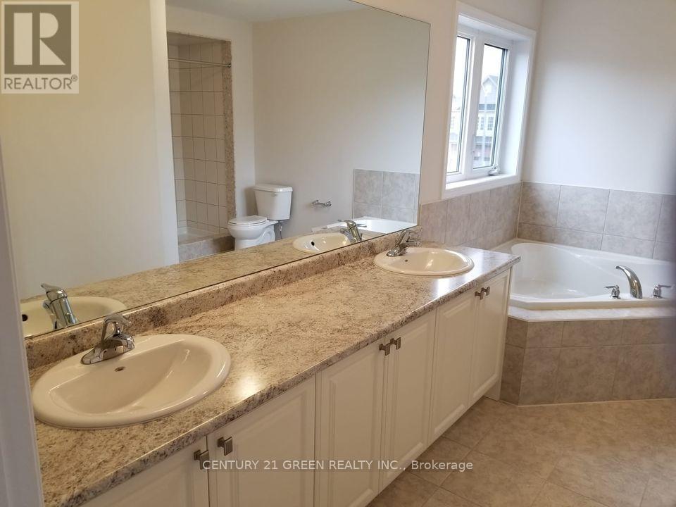 28 Sara Drive, Thorold, Ontario  L3B 0G4 - Photo 40 - X13757250