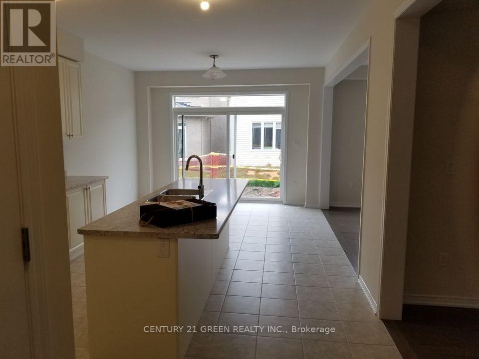 28 Sara Drive, Thorold, Ontario  L3B 0G4 - Photo 9 - X13757250