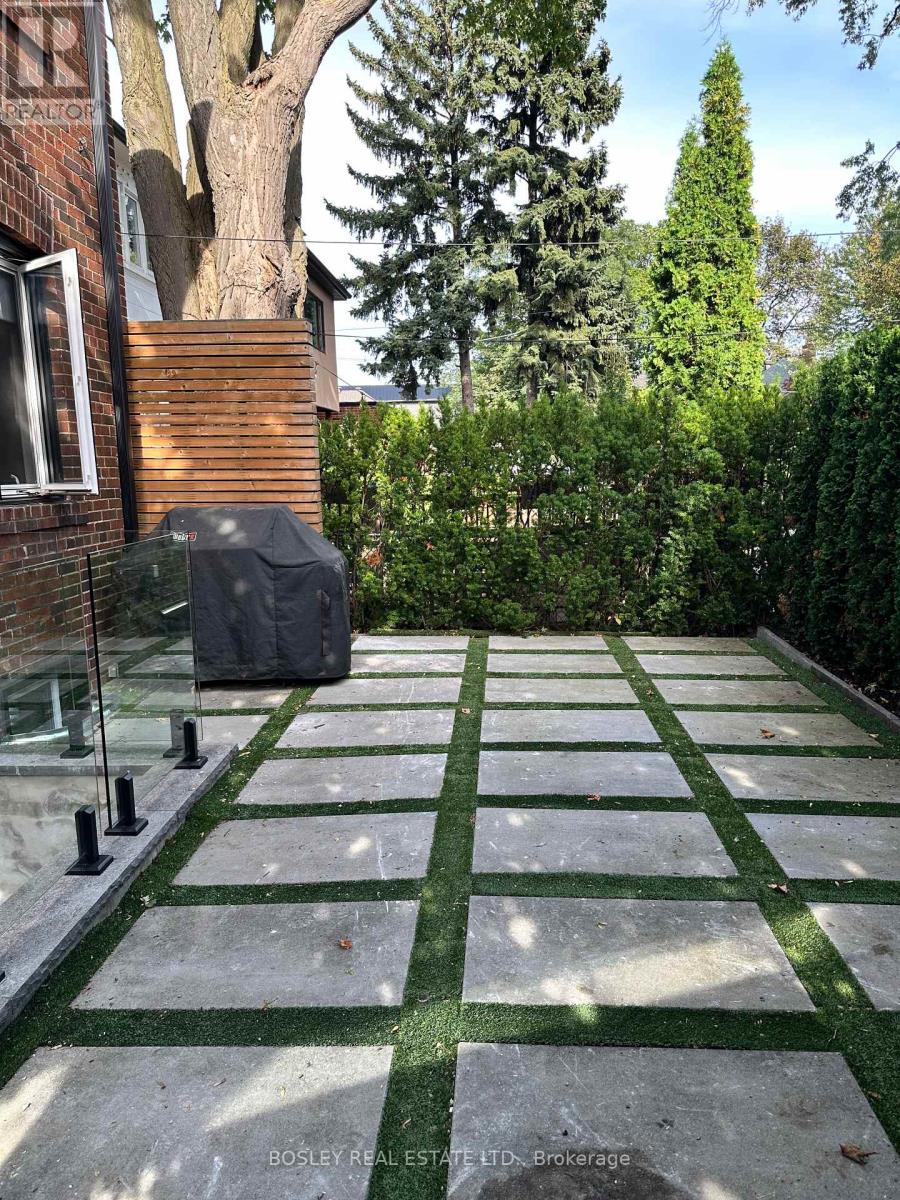 2 - 229 Manor Road E, Toronto, Ontario  M4S 1R9 - Photo 18 - C13748870