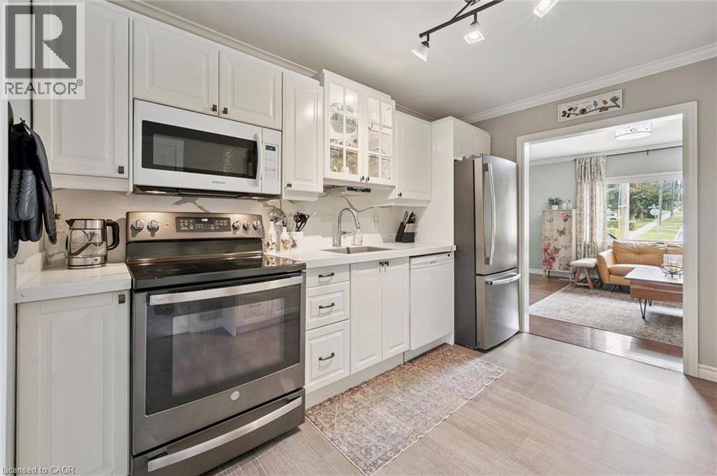 22 Sleeman Avenue, Guelph, Ontario  N1H 6E9 - Photo 10 - 40861245